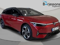 Röd Ny 2025 VW ID.7 GTX Sedan | 716 600 kr (Marknadspris)