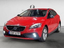 Röd Begagnad 2014 Volvo V40 CC Kombi | 104 900 kr (Superpris)