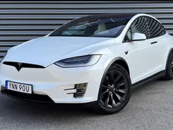 Vit Begagnad 2020 Tesla Model X Long Range SUV | 435 000 kr