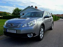 Silver Begagnad 2011 Subaru Outback SUV | 44 000 kr (Lite dyr)
