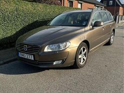 Brun Begagnad 2015 Volvo V70 Momentum Kombi | 85 000 kr (Marknadspris)