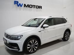 Vit Begagnad 2018 VW Tiguan Allspace R-line SUV | 284 900 kr (Marknadspris)