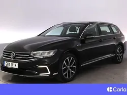 Svart Begagnad 2022 VW Passat GTE Kombi | 343 900 kr (Marknadspris)