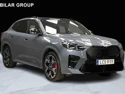 Grå Begagnad 2024 BMW iX2 SUV | 739 000 kr