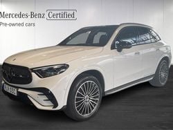 Vit (white) Begagnad 2025 Mercedes GLC300e Advanced SUV | 901 200 kr