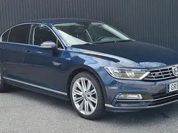 Mörkblå (blå) Begagnad 2016 VW Passat GT Sedan | 148 900 kr (Superpris)
