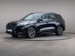 Svart Begagnad 2021 Ford Kuga ST-Line SUV | 245 000 kr (Marknadspris)