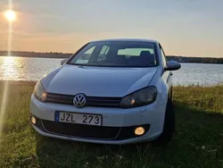 Vit Begagnad 2010 VW Golf VI Edition Halvkombi | 45 000 kr (Marknadspris)