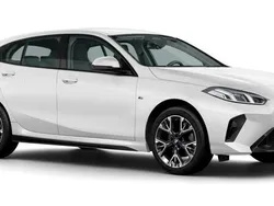 Vit Ny 2024 BMW 120 Shadowline Halvkombi | 395 000 kr (Bra pris)