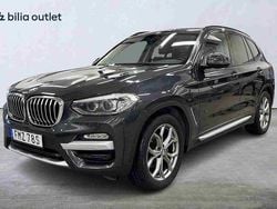 Grå Begagnad 2019 BMW X3 SUV | 289 900 kr