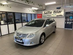 Silver Begagnad 2011 Toyota Avensis Multidrive S Kombi | 69 900 kr (Bra pris)