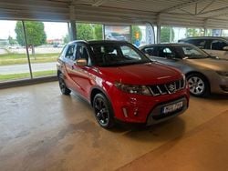 Röd Begagnad 2015 Suzuki Vitara SUV | 169 900 kr (Lite dyr)