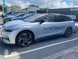 Silver Begagnad 2025 VW ID.7 GTX Sedan | 713 500 kr