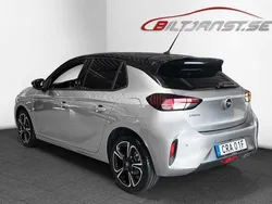 Grå Begagnad 2022 Opel Corsa Halvkombi | 214 900 kr (Marknadspris)