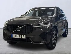 Grå Begagnad 2022 Volvo XC60 Plus SUV | 449 900 kr (Marknadspris)