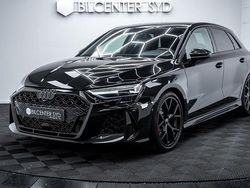 Svart Ny 2024 Audi RS3 Sportback Comfort Halvkombi | 709 900 kr (Lite dyr)