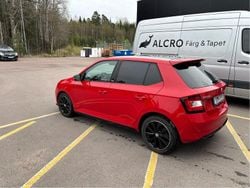 Röd Begagnad 2016 Skoda Fabia Monte Carlo Halvkombi | 99 900 kr (Marknadspris)