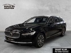 Svart Begagnad 2023 Volvo V90 Core Kombi | 399 000 kr (Marknadspris)