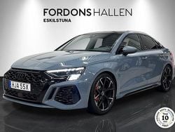 Grå Begagnad 2024 Audi RS3 Sedan | 639 900 kr (Superpris)
