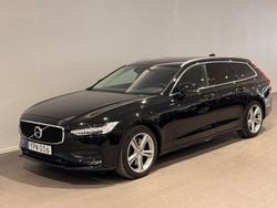 Svart Begagnad 2019 Volvo V90 Momentum Kombi | 259 500 kr (Marknadspris)