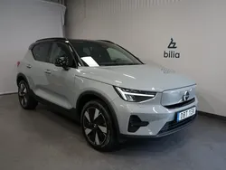 Grå Begagnad 2024 Volvo XC40 Core SUV | 419 900 kr