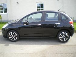 Svart Begagnad 2014 Citroën C3 Halvkombi | 44 800 kr (Bra pris)