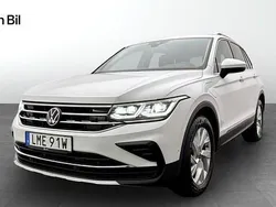 Vit Begagnad 2023 VW Tiguan Elegance SUV | 339 500 kr (Superpris)