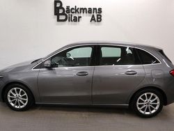 Mörkgrå Begagnad 2019 Mercedes B180 Minibuss | 187 000 kr (Marknadspris)