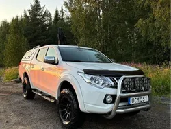 Vit Begagnad 2016 Mitsubishi L200 Pickup | 190 000 kr (Marknadspris)