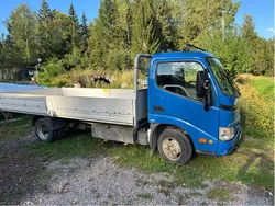Blå Begagnad 2009 Toyota Dyna Pickup | 65 000 kr