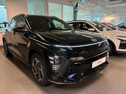 Svart Ny 2024 Hyundai Kona N Line SUV | 397 400 kr (Dyr)
