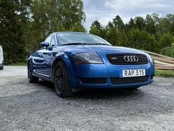 Blå Begagnad 2000 Audi TT Sportkupé | 27 000 kr (Dyr)
