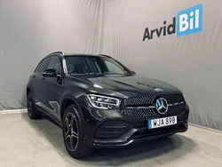 Grå Begagnad 2020 Mercedes GLC300e AMG SUV | 362 700 kr (Marknadspris)