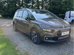 Grå Begagnad 2017 Citroën Grand C4 Picasso Minibuss | 140 000 kr (Lite dyr)