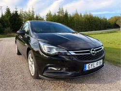 Svart Begagnad 2017 Opel Astra Dynamic Halvkombi | 105 000 kr (Bra pris)