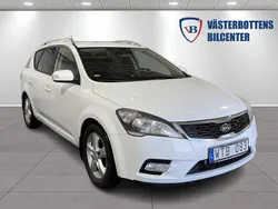 Vit Begagnad 2011 Kia Ceed Sportswagon Kombi | 29 900 kr (Marknadspris)