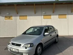 Grå Begagnad 2002 Opel Astra Sport Halvkombi | 10 000 kr (Superpris)