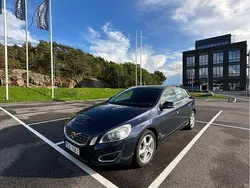 Blå Begagnad 2012 Volvo V60 Momentum Kombi | 60 000 kr (Bra pris)