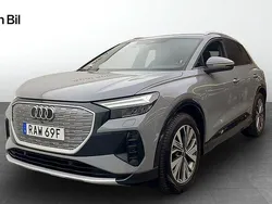 Grå Begagnad 2023 Audi Q4 e-tron Advanced Plus SUV | 479 000 kr (Marknadspris)