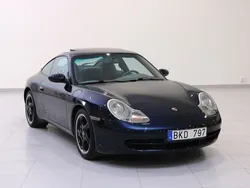 Blå Begagnad 2001 Porsche 911 Carrera 4 Sportkupé | 309 900 kr