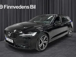 Svart Begagnad 2022 Volvo V60 R-Design Kombi | 419 000 kr (Marknadspris)