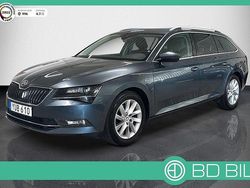 Mörkgrå (gråmetallic) Begagnad 2017 Skoda Superb Style Kombi | 214 900 kr (Marknadspris)