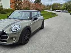 Grå Begagnad 2019 Mini Cooper Pepper Halvkombi | 144 500 kr (Marknadspris)
