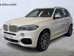 Vit Begagnad 2017 BMW X5 M Sport SUV | 349 000 kr (Marknadspris)