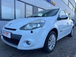 Vit Begagnad 2013 Renault Clio GrandTour Kombi | 46 999 kr (Marknadspris)