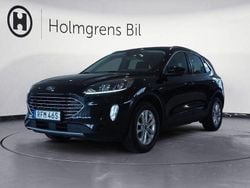 Svart Begagnad 2022 Ford Kuga Titanium SUV | 234 900 kr (Bra pris)