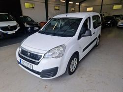 Vit Begagnad 2017 Peugeot Partner Tepee Minibuss | 99 800 kr (Marknadspris)