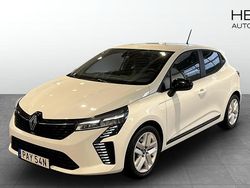 Vit (white) Begagnad 2024 Renault Clio V Evolution Halvkombi | 229 900 kr