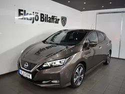 Brun Begagnad 2020 Nissan Leaf 360º Halvkombi | 154 500 kr (Bra pris)