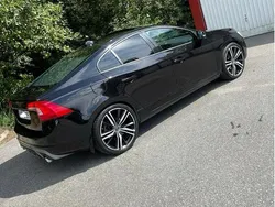 Svart Begagnad 2016 Volvo S60 R-Design Sedan | 192 000 kr (Lite dyr)